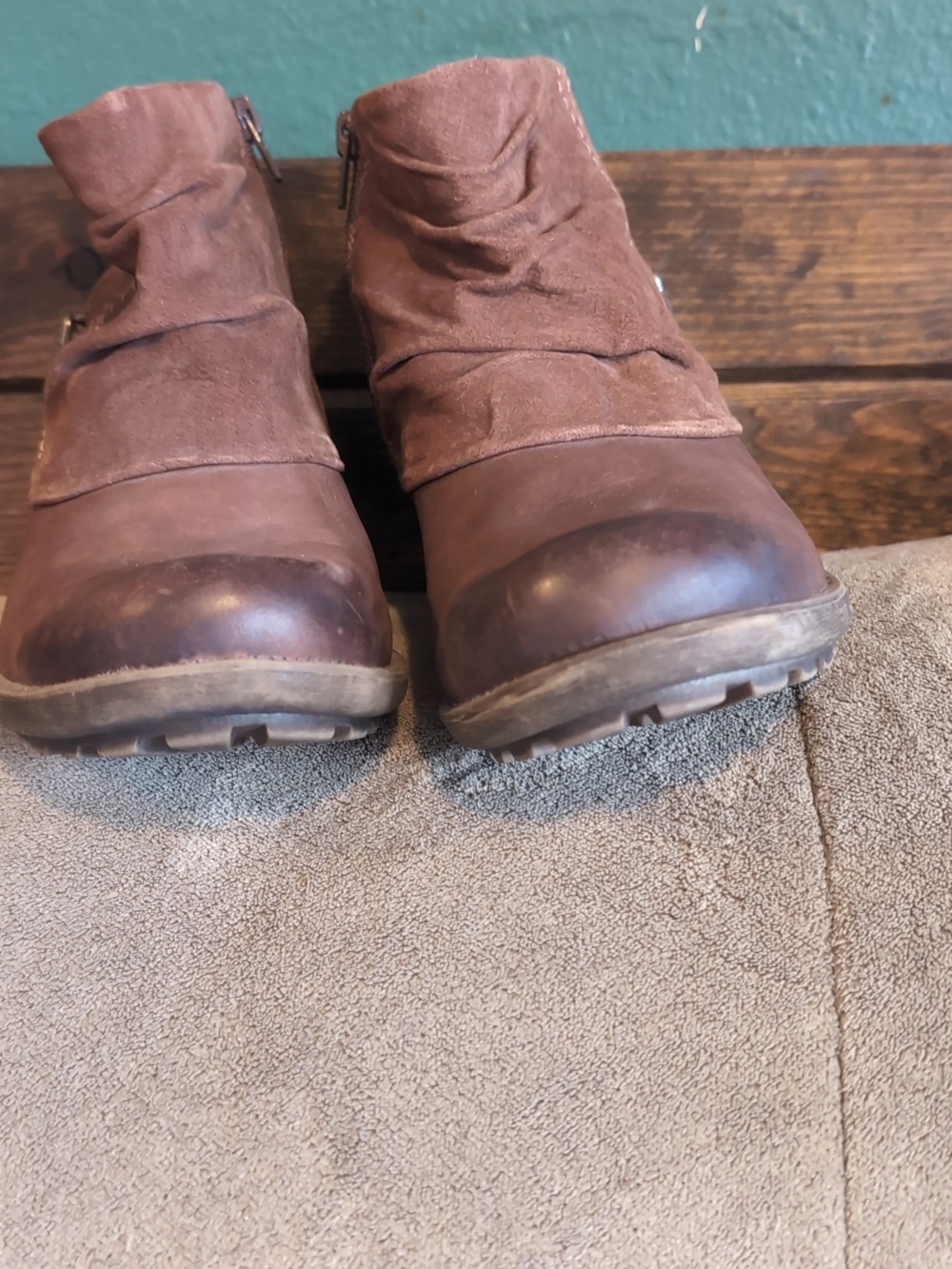 Earth Origins Chestnut Brown Suede Ankle Booties - Picture 3 of 8